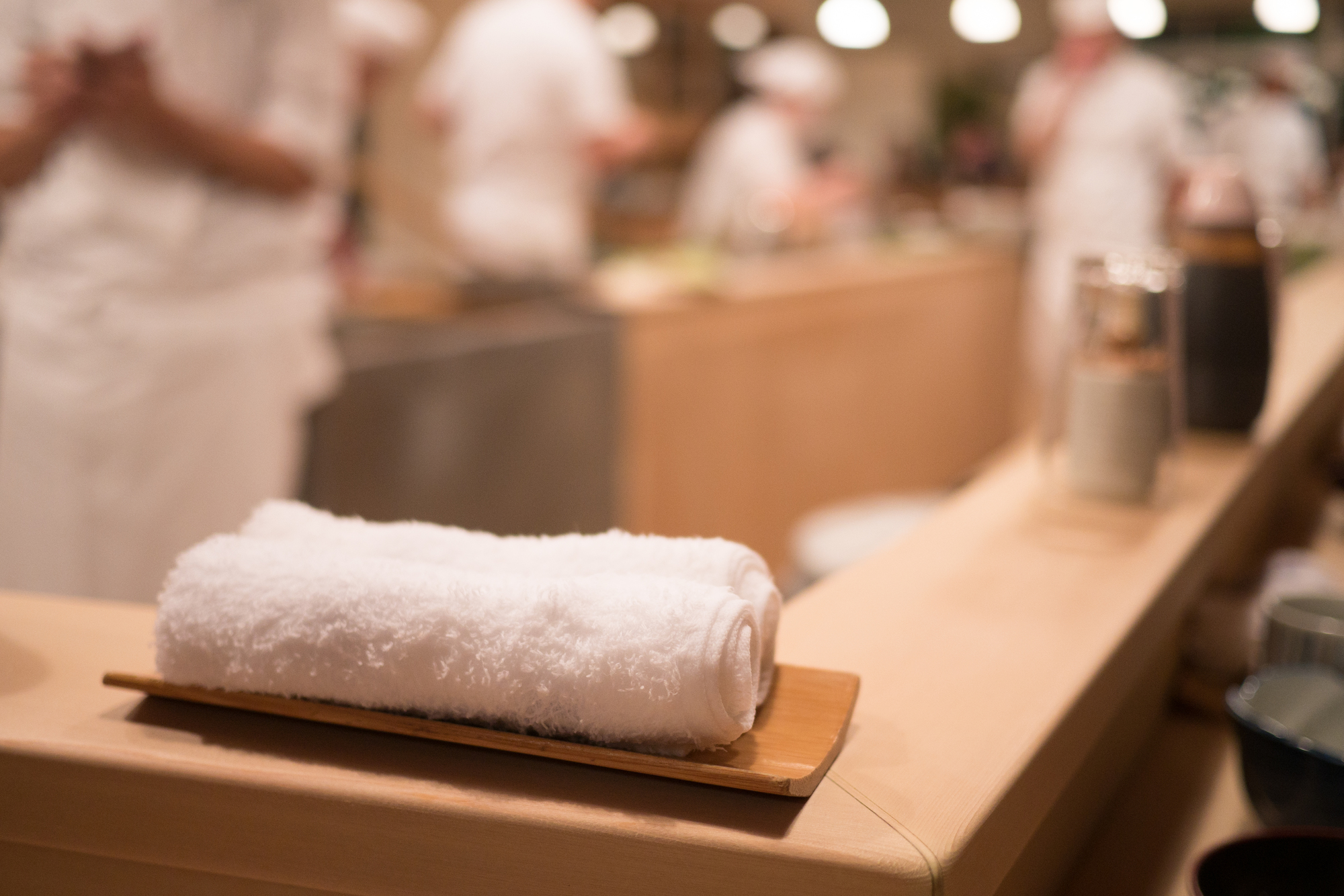 Oshibori en la mesa